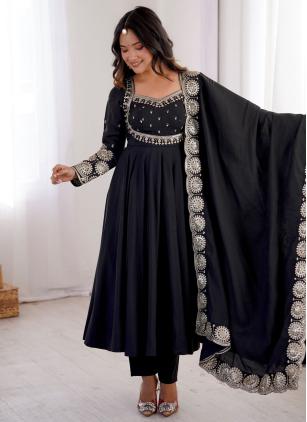 
                      Black Embroidered Silk Readymade Salwar Kameez