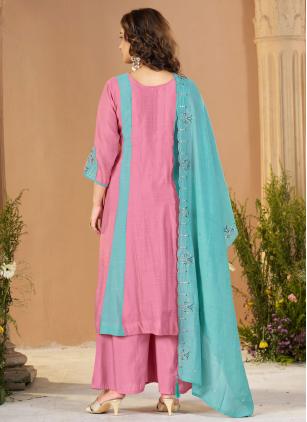 
                      Ceremonial Pink Chanderi Embroidered Salwar Kameez