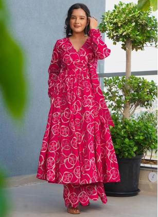 
                      Adorable Pink Digital Print Rayon Casual Kurti