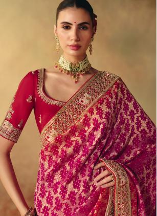 
                      Cream and Pink Beads Work Trendy Reception Saree