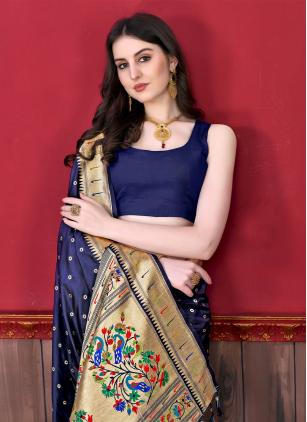
                      Blue Silk Border Weaving Designer Saree