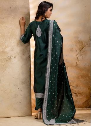 
                      Green Blended Cotton Trendy Salwar Kameez
