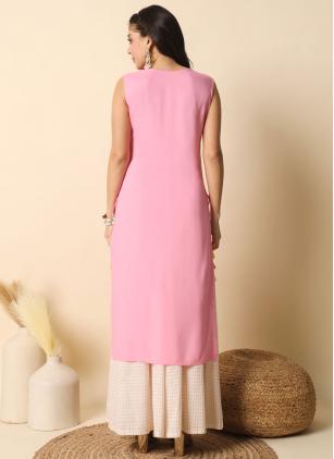 
                      Attractive Plain Rayon Pink Casual Kurti
