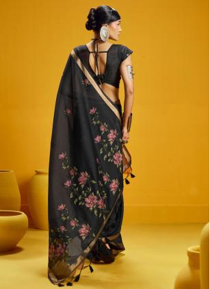 
                      Ceremonial Handloom Cotton Black Weaving Contemporary Saree
