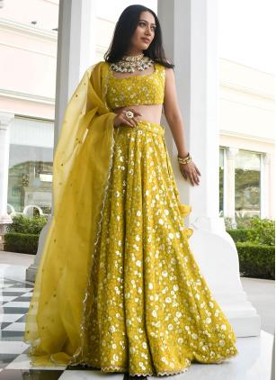 
                      Bridesmaid Green Georgette Sequins Work Lehenga Choli