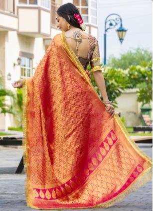 
                      Beautiful Rani Woven Brocade Silk Classic Saree