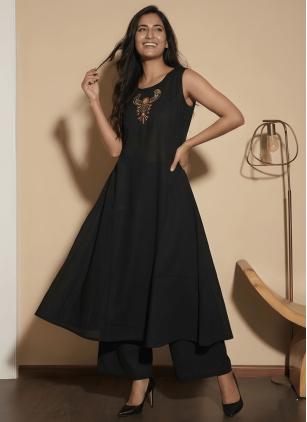 
                      Black Embroidered Cotton Casual Kurti Pant