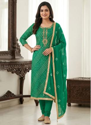 
                      Casual Green Embroidered Cotton Pant Style Suit