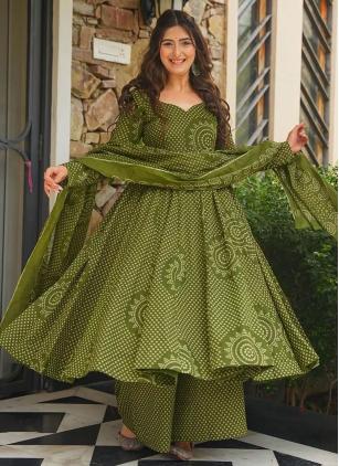 
                      Ceremonial Green Cotton Digital Print Readymade Salwar Kameez