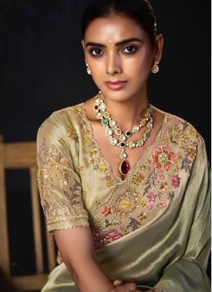 
                      Bridal Green Embroidered Khatli Work Silk Saree