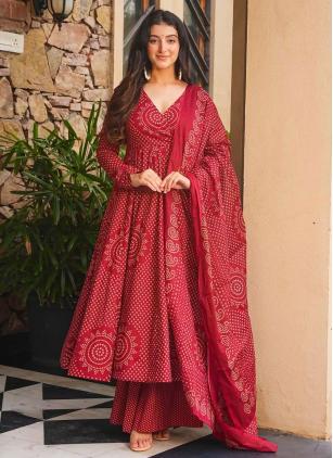 
                      Plus Size Red Digital Print Cotton Trendy Salwar Kameez