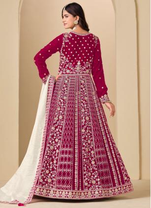 
                      Rani Velvet Sequins Embroidered Salwar Kameez