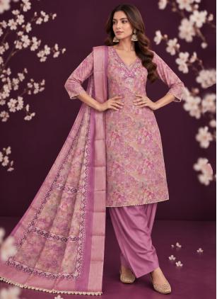 
                      Cotton Embroidered Pink Patiala Salwar Suit