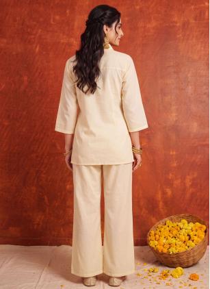 
                      Cream Cotton Printed Casual Kurti