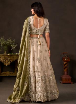 
                      Cream Fandy Dori Work Trendy Lehenga Choli For Wedding