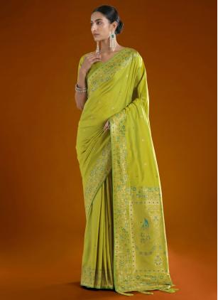 
                      Ceremonial Green Woven Contemporary Saree