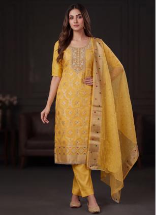 
                      Embroidered Yellow Banarasi Salwar Kameez