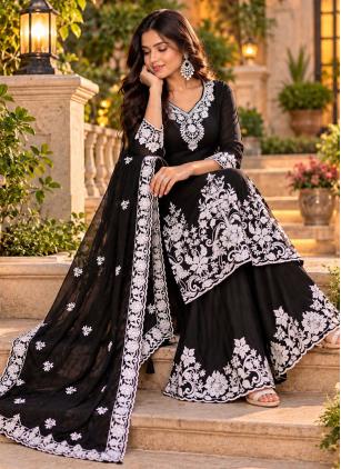 
                      Festival Black Chinon Embroidered Salwar Kameez