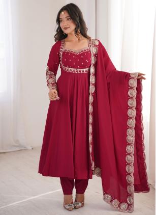
                      Festival Maroon Embroidered Trendy Salwar Kameez