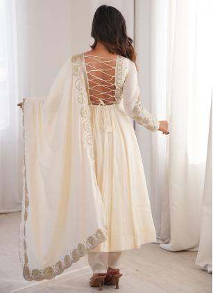 
                      Festival Off White Embroidered Anarkali Salwar Kameez