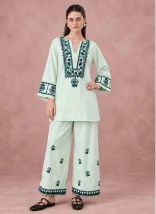 
                      Festival Sea Green Embroidered Casual Kurti
