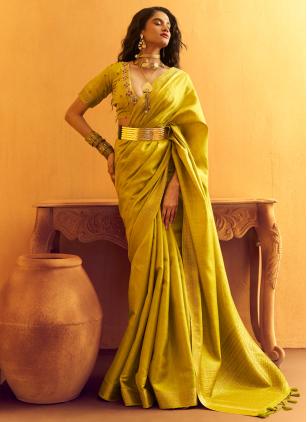 
                      Festival Weaving Tussar Silk Green Classic Saree