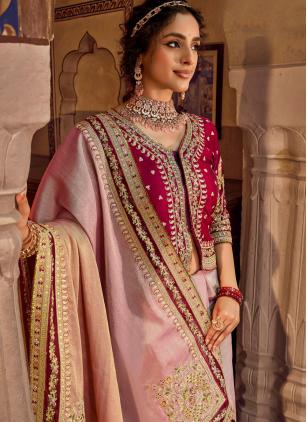 
                      Glorious Pink Viscose Linen Classic Saree