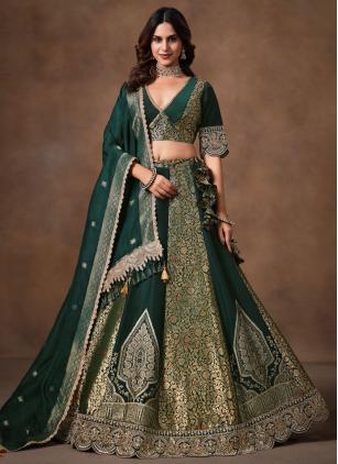 
                      Green Embroidered Banarasi Trendy Lehenga Choli