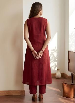 
                      Maroon Embroidered Designer Kurti Pant Set