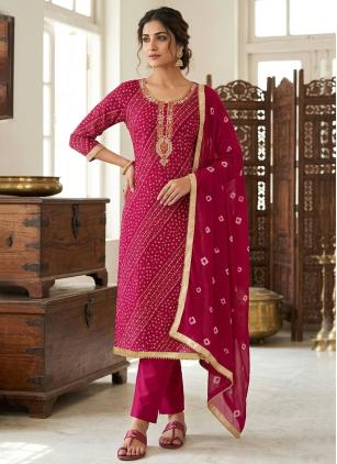 
                      Pink Cotton Pant Style Suit