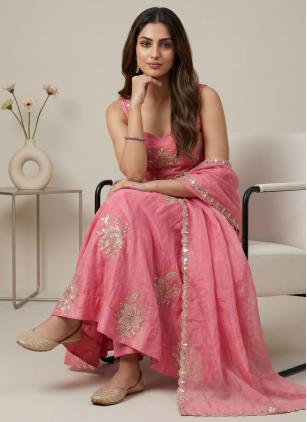 
                      Pink Embroidered Fandy Silk Trendy Salwar Kameez