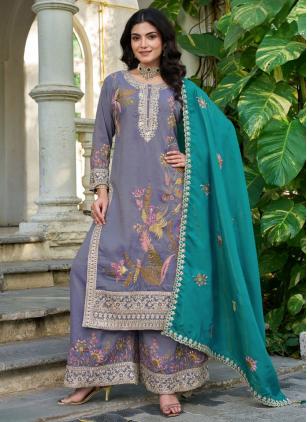 
                      Ceremonial Purple Shimmer Salwar Kameez