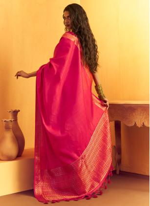 
                      Tussar Silk Pink Trendy Saree