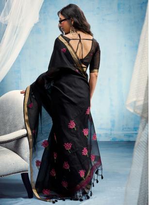 
                      Weaving Black Contemporary Saree in Handloom Cotton