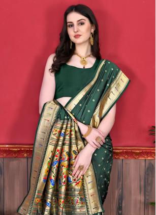 
                      Weaving Zari Work Green Silk Classic Saree